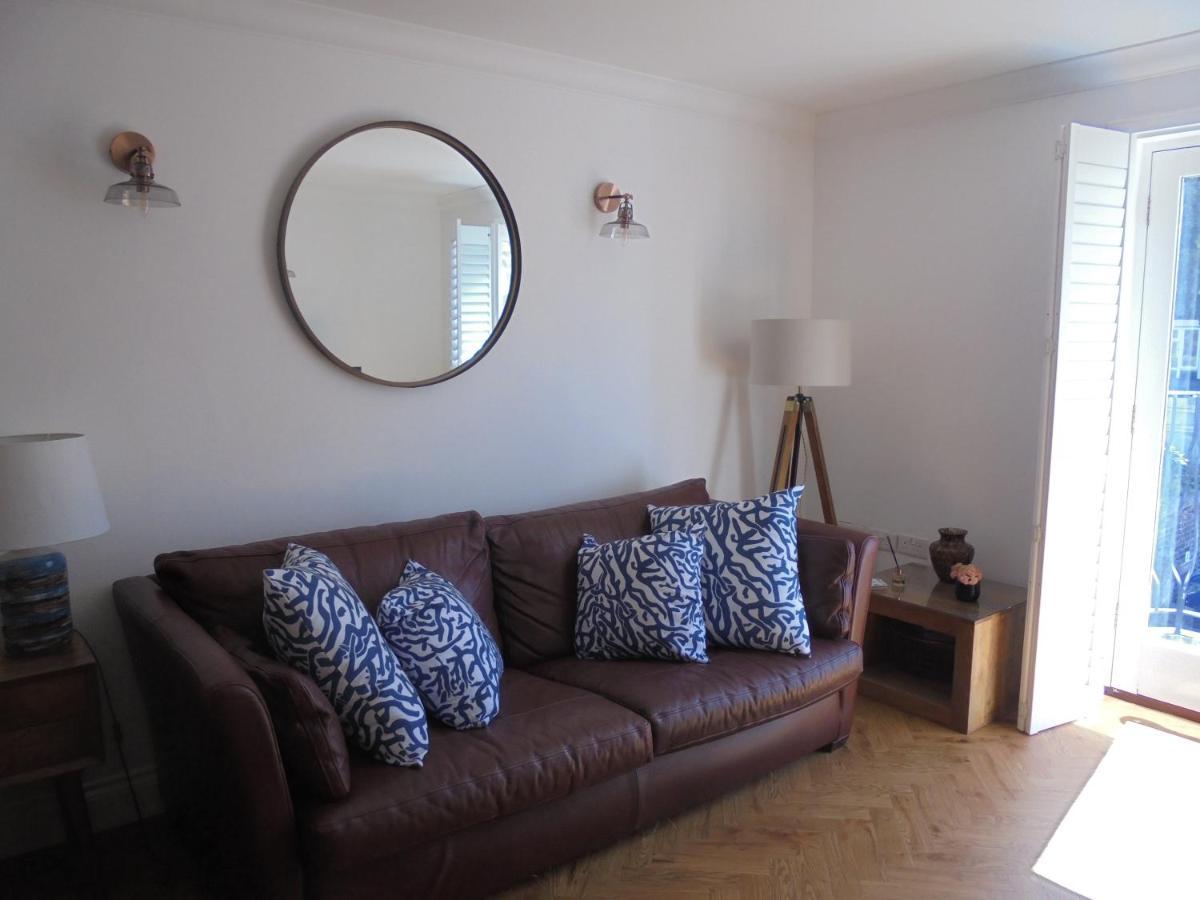 The Beach House Holiday Apartments Істборн Екстер'єр фото