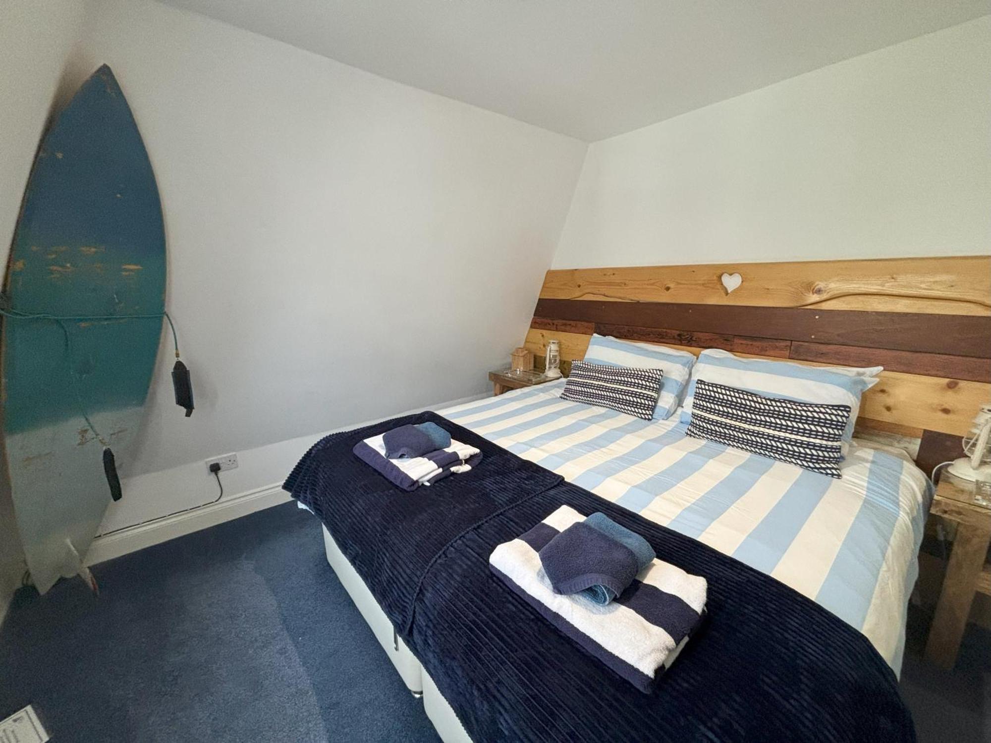 The Beach House Holiday Apartments Істборн Екстер'єр фото