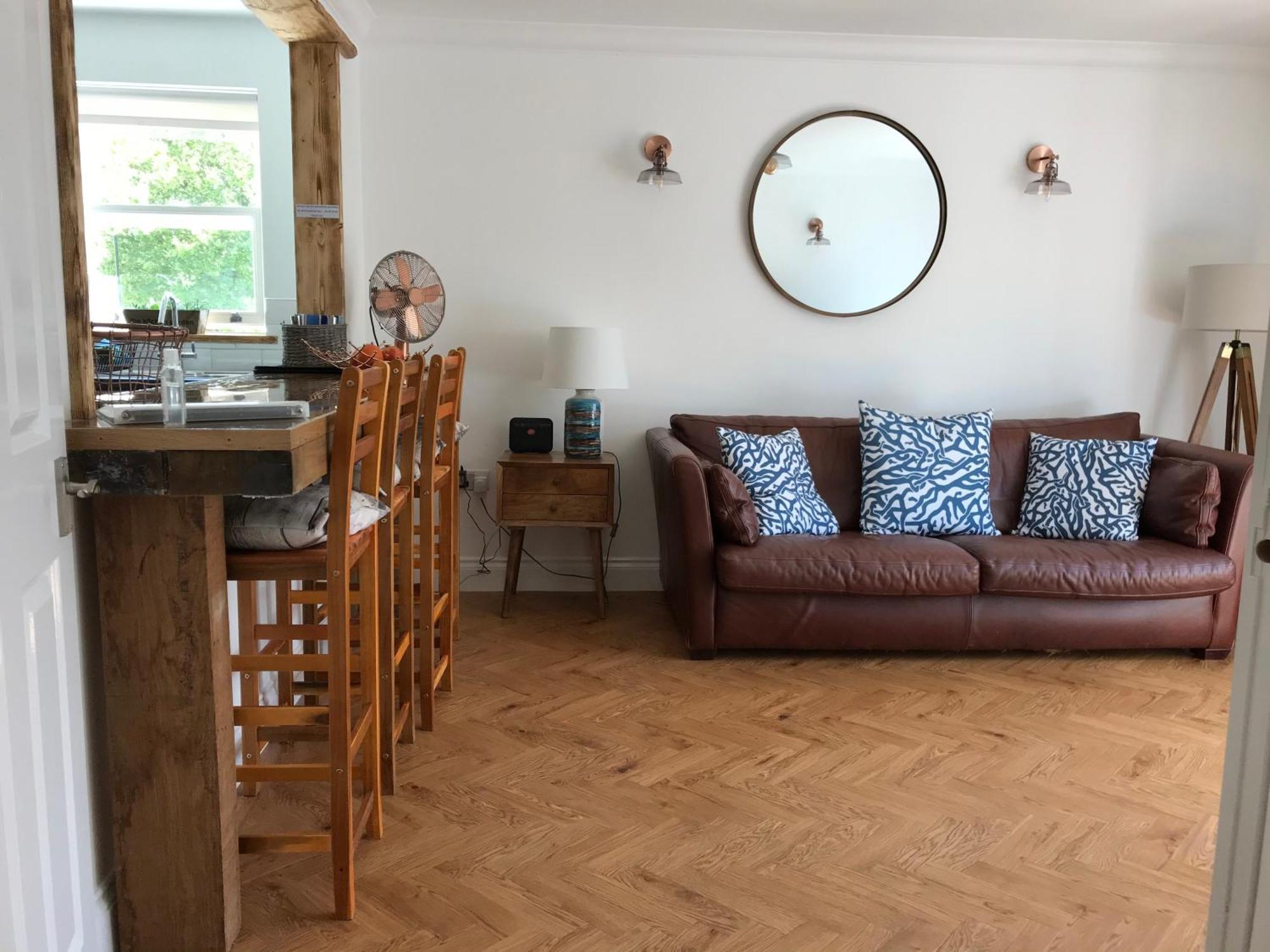 The Beach House Holiday Apartments Істборн Номер фото