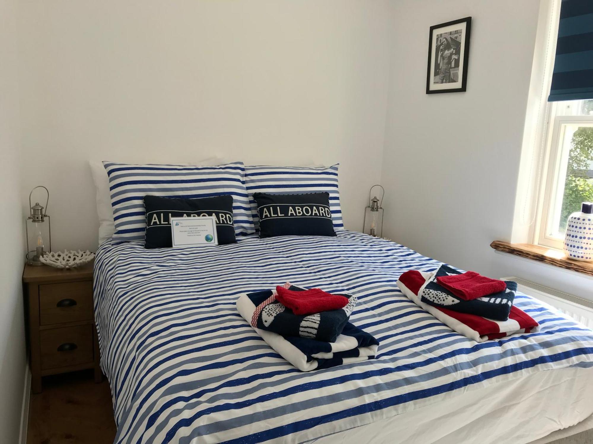 The Beach House Holiday Apartments Істборн Номер фото