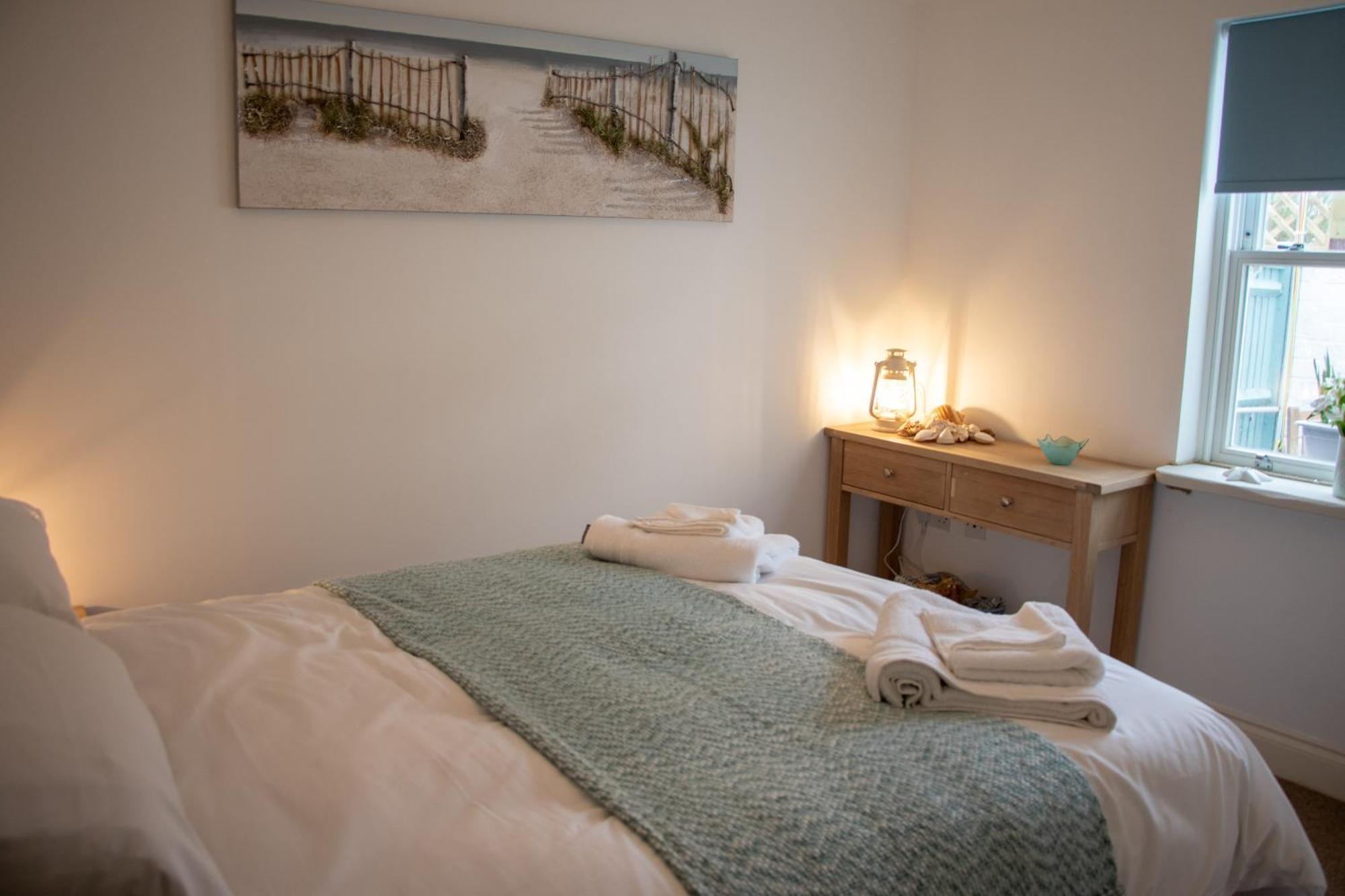 The Beach House Holiday Apartments Істборн Екстер'єр фото
