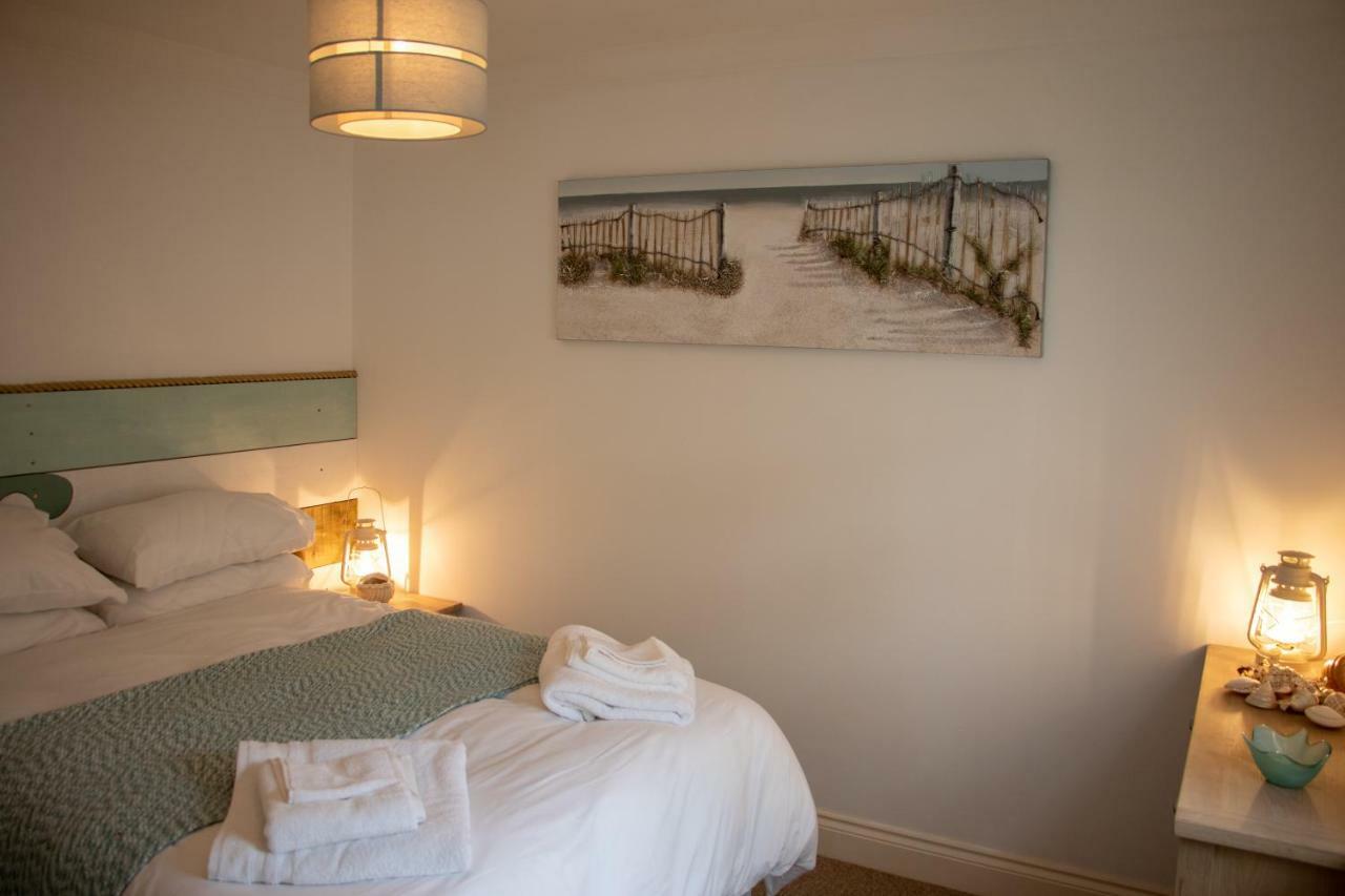 The Beach House Holiday Apartments Істборн Екстер'єр фото